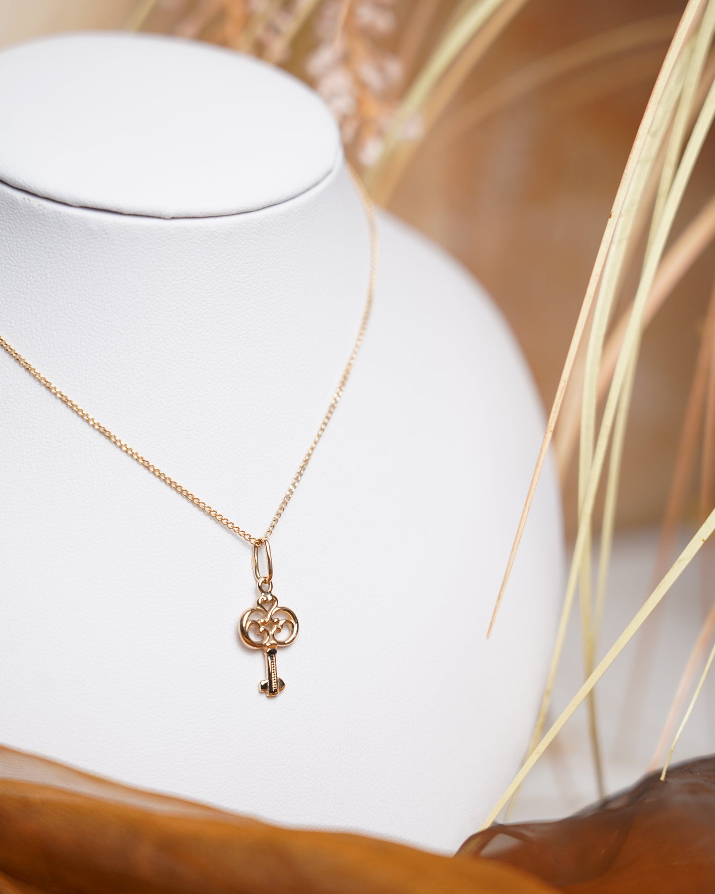 „Key Link“ - Kette aus 583/- Rotgold