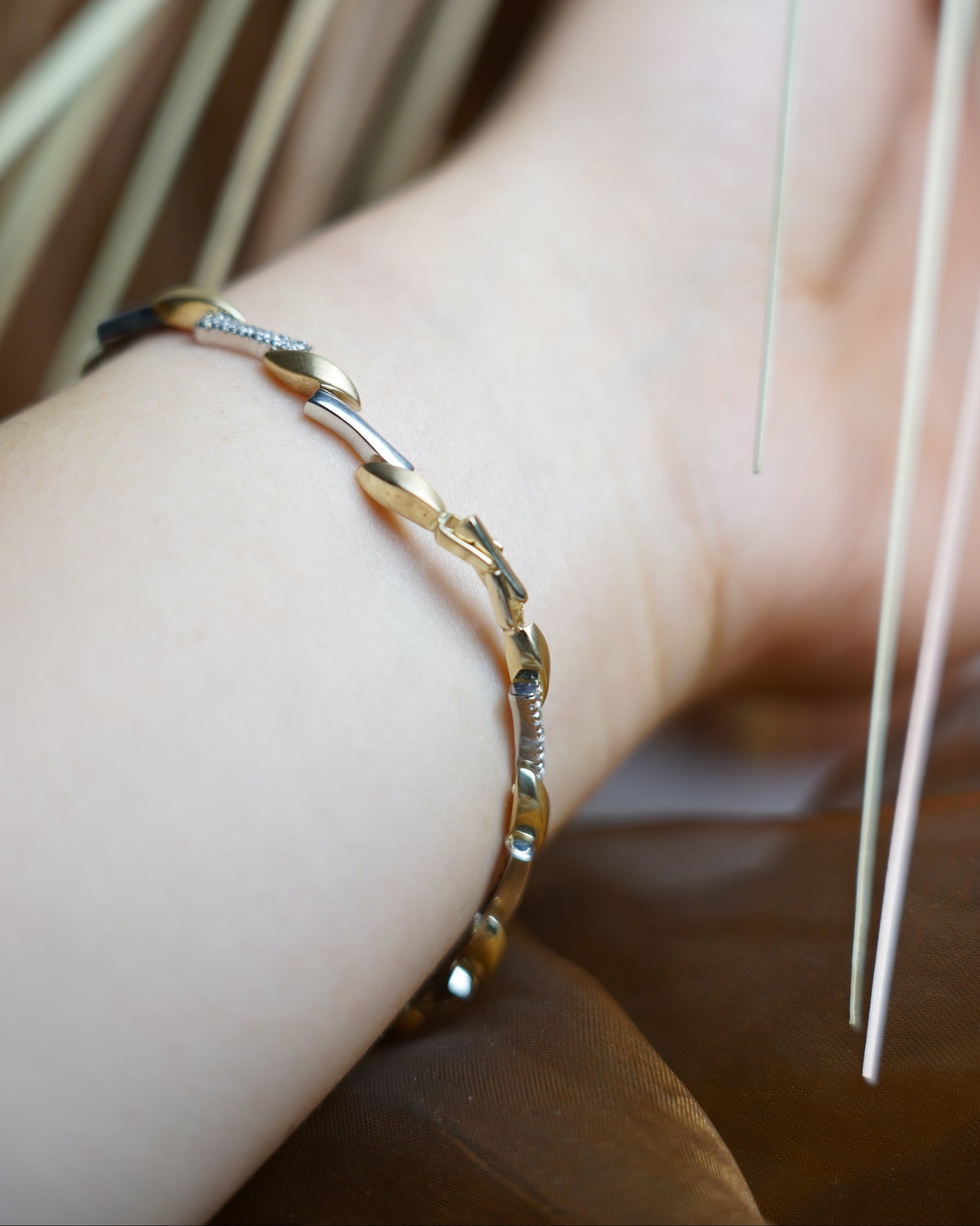 „Luminous Duo“ – Armband aus 585/- Gelb- und Weißgold mit Zirkoniasteinen