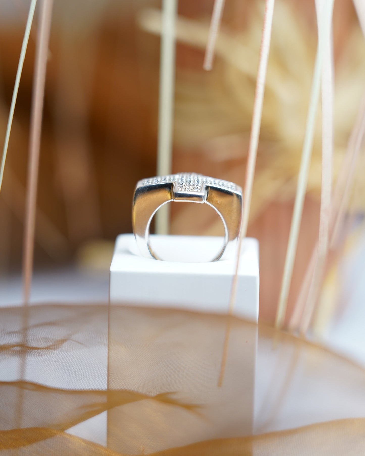 „Faithful Shine“ – Ring aus 925/- Sterlingsilber mit Zirkoniasteinen