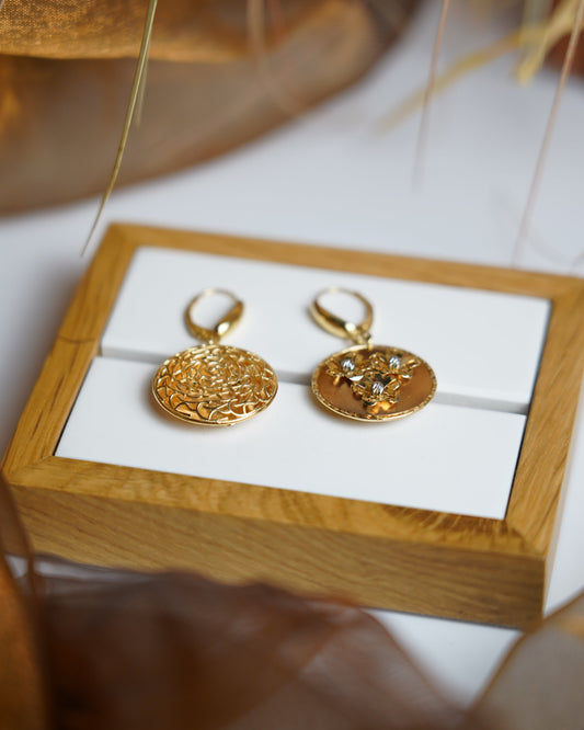 „Golden Blossom Coin“ – Ohrhänger aus 585/- Gelbgold