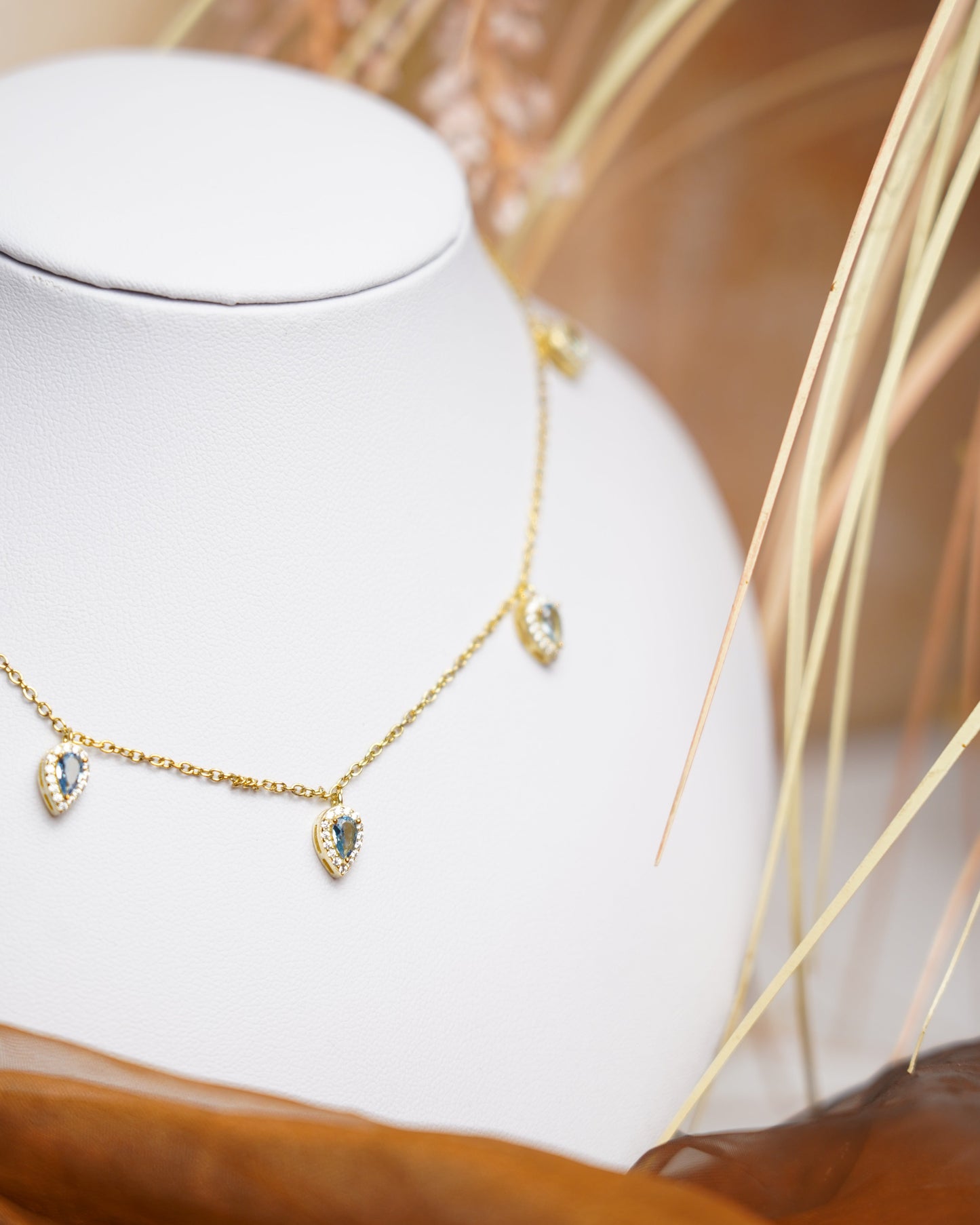 „Golden Dew“ – Kette aus vergoldetem 925/- Sterlingsilber mit Zirkoniasteinen