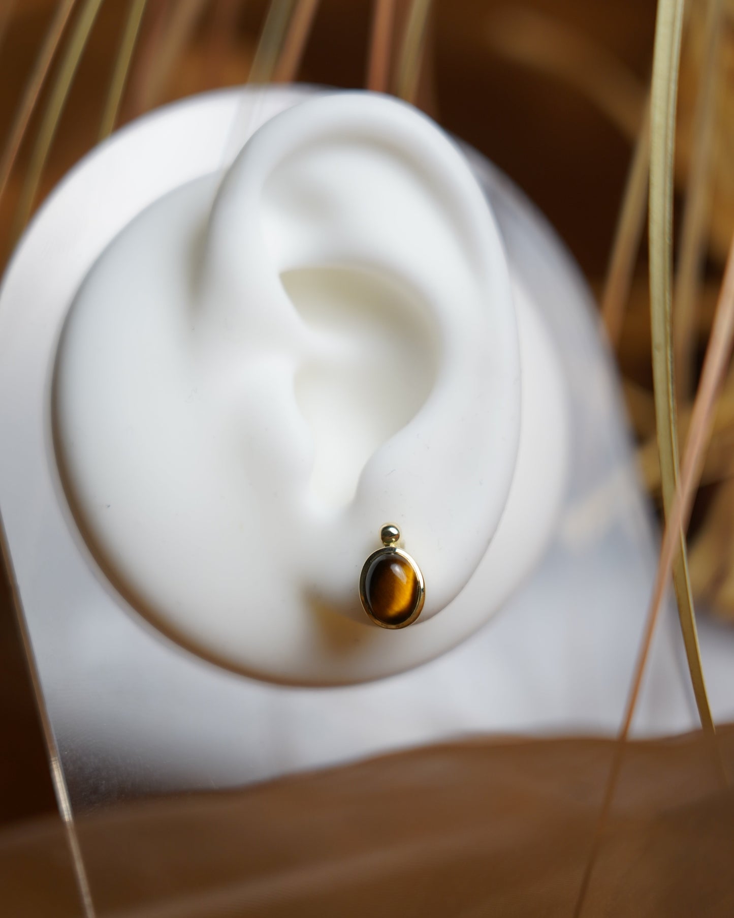 „Golden Eye“ – Ohrstecker aus 585/- Gelbgold mit Tigerauge