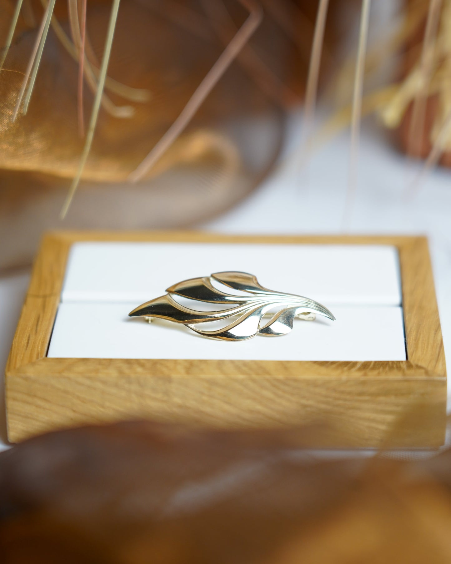 „Golden Leave“ – Brosche aus 333/- Gelbgold