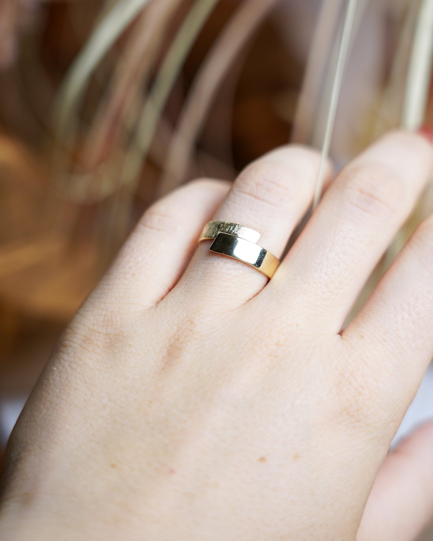 „Golden Shift“ – Ring aus 333/- Gelbgold