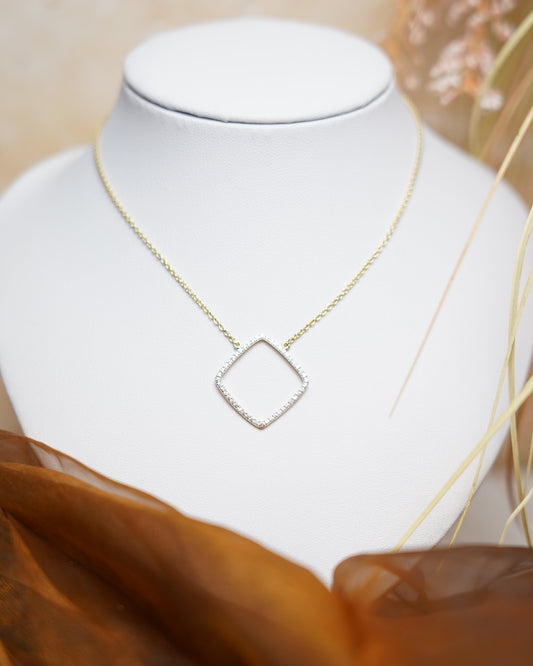 „Golden Square“ – Kette aus vergoldetem 925/- Sterlingsilber