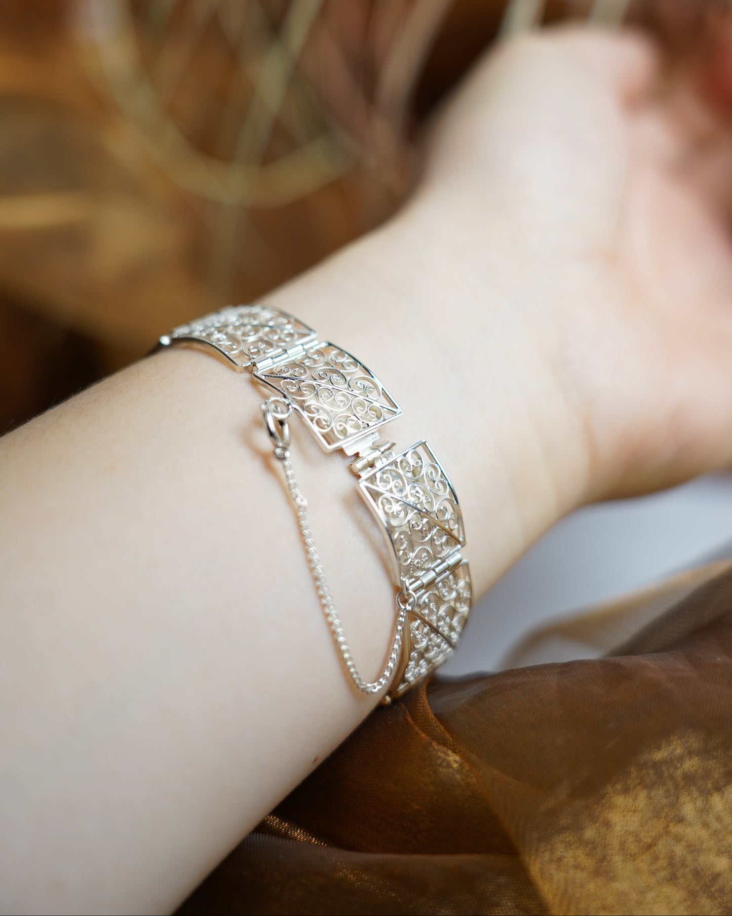 „Ornate Square Link“ – Armband aus 835/- Silber