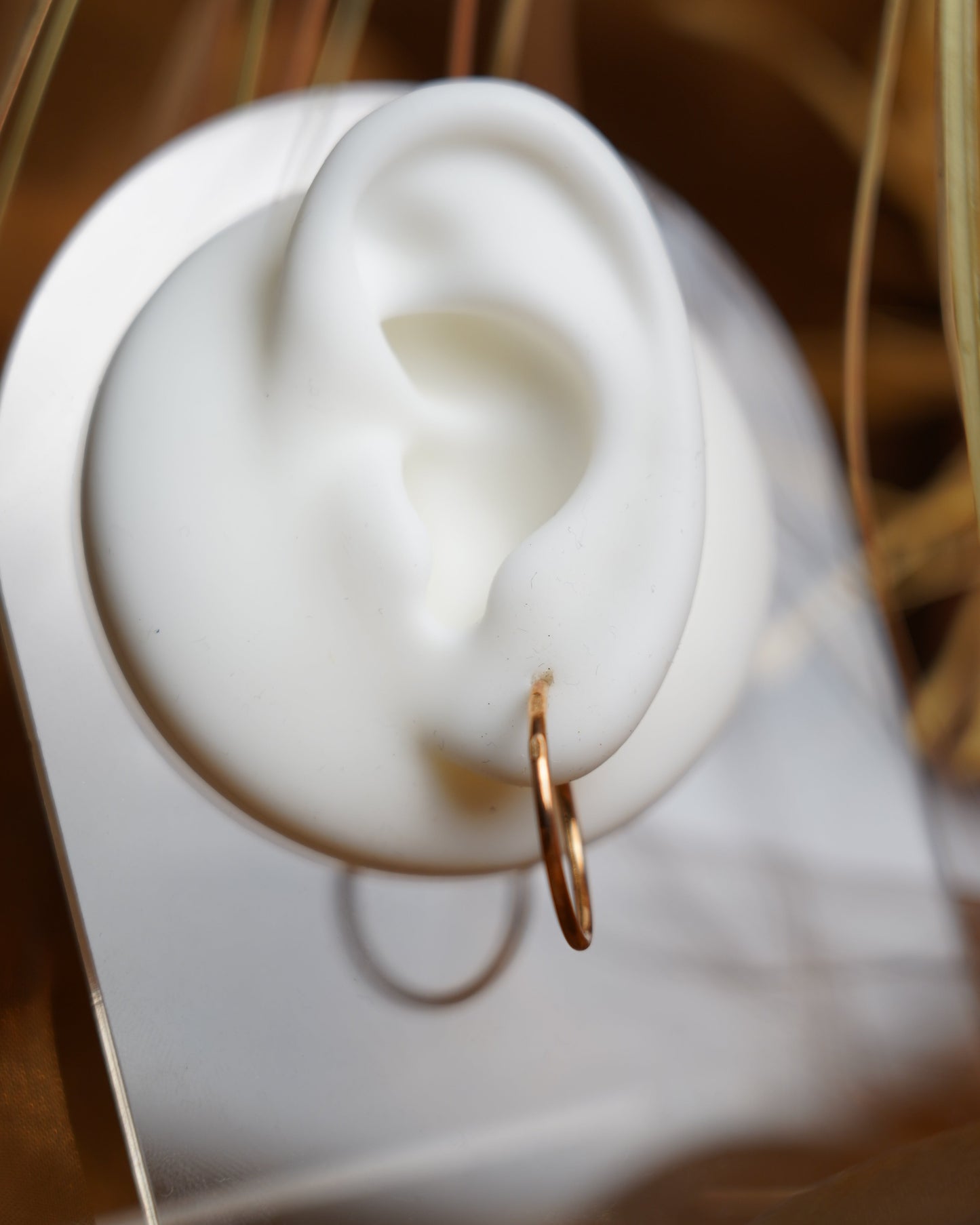 „Rosé Loop“ - Drahtcreolen aus 583/- Rotgold
