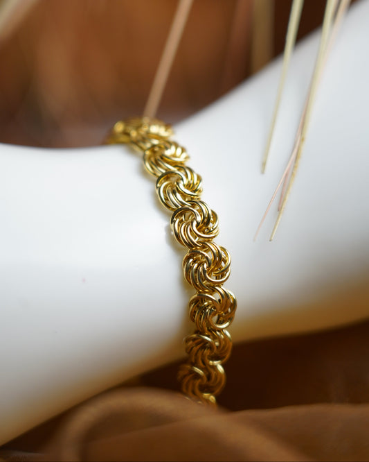 „Royal Loop“ – Armband aus 585/- Gelbgold