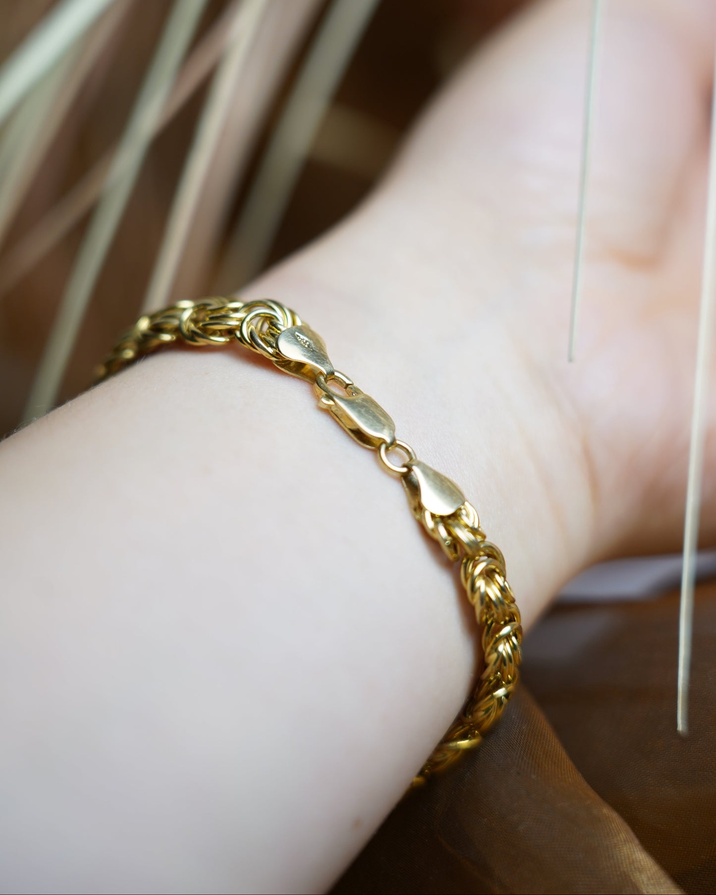 „Royal Loop“ – Armband aus 585/- Gelbgold