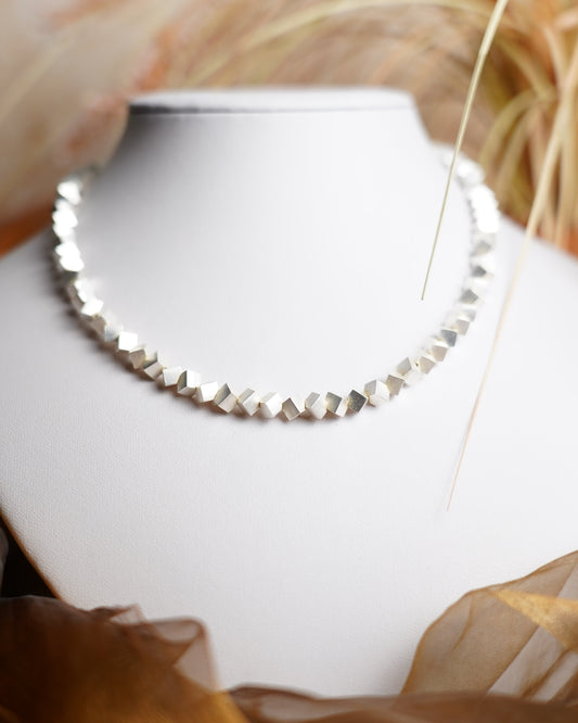 „Silver Cubes“ – Kette aus 925/- Sterlingsilber