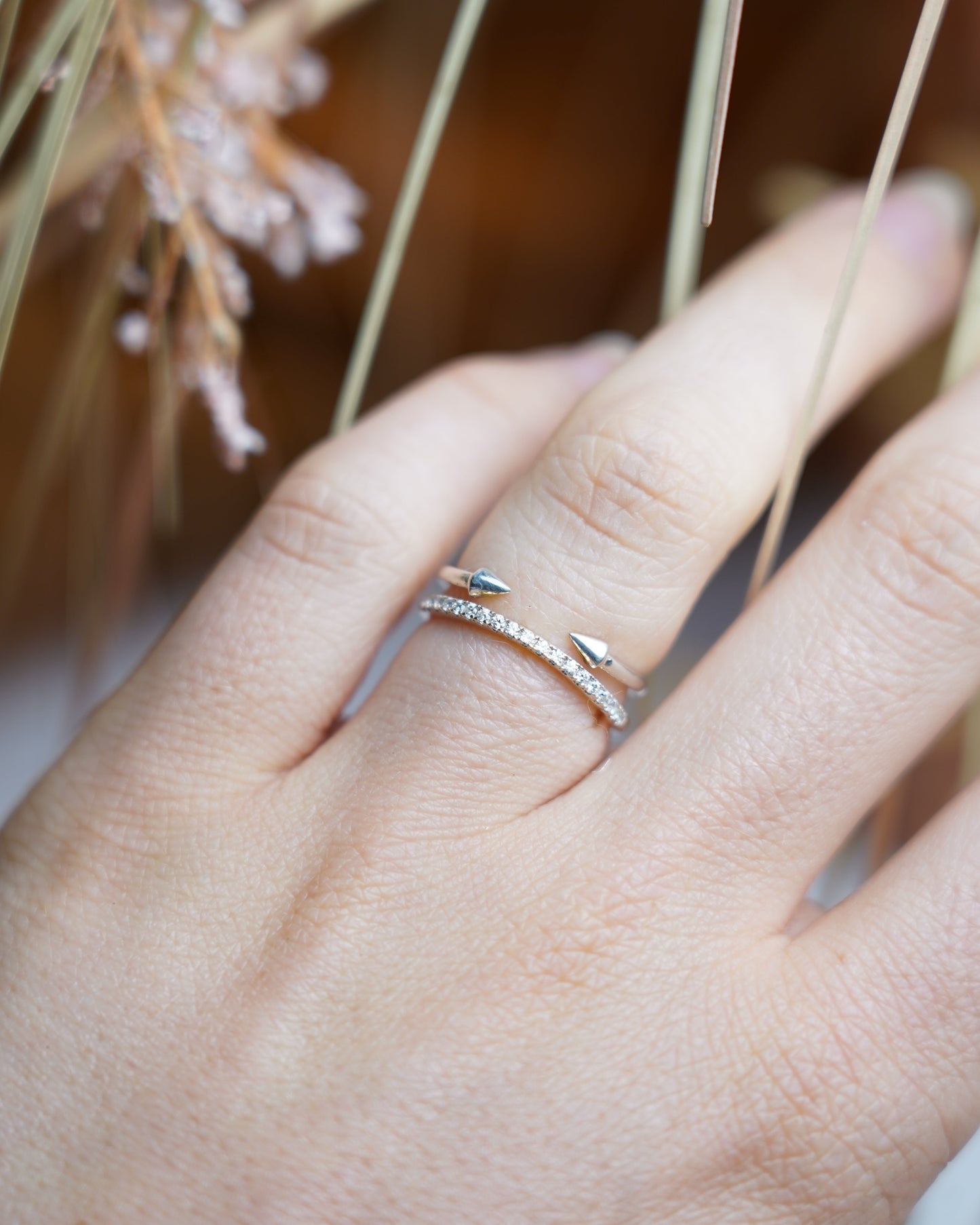 „Twice the Sparkle“ – Doppelring aus 925/- Sterlingsilber mit Zirkoniastein