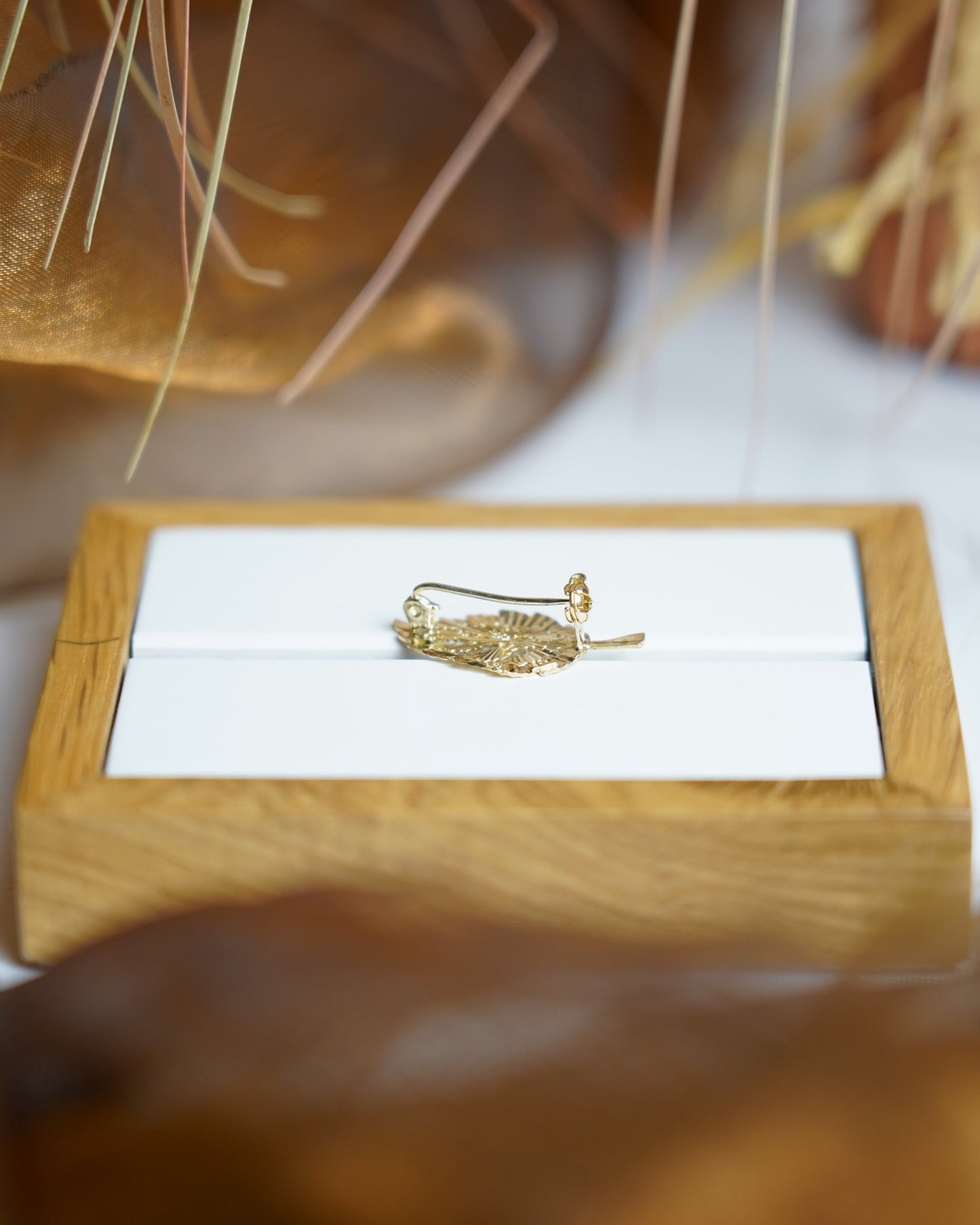 „Vintage Leaf“ – Brosche aus 333/- Gelbgold